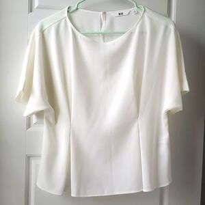 Uniqlo Women's Oversized White Blouse (XS)